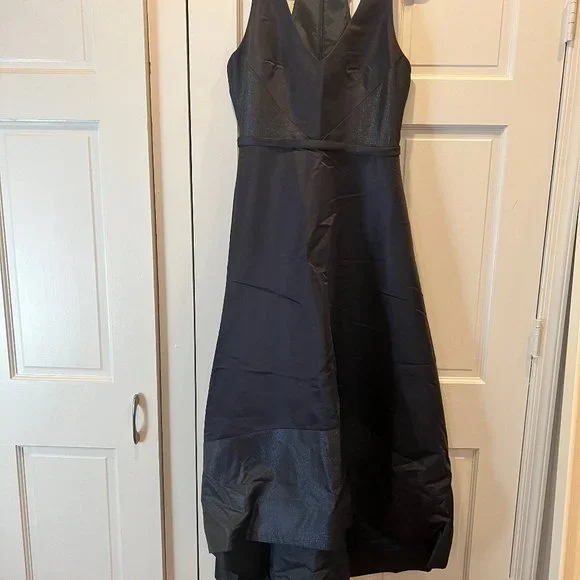 Theia Navy Blue High Low V-Neck Gown Size 10 - Picture 5 of 6